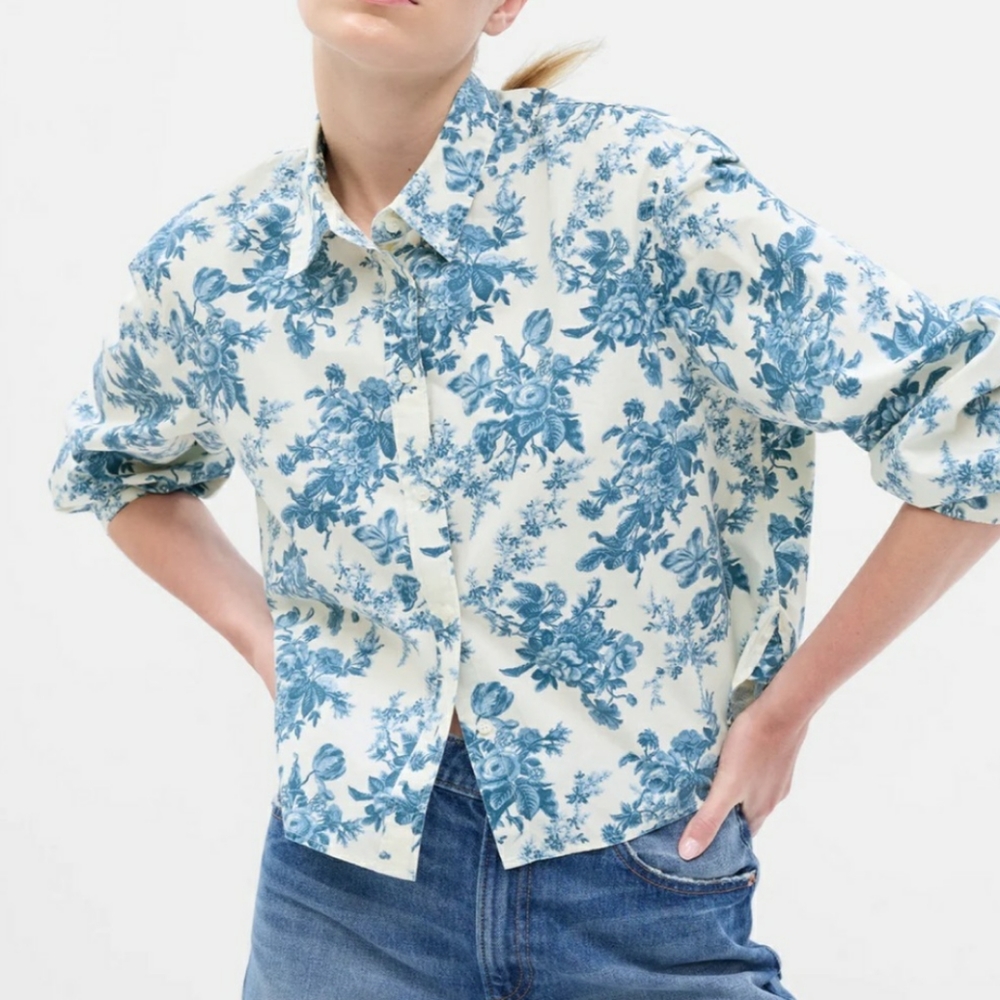 Gap x LoveShackFancy White & Blue Rose Floral Cottage Core Print Cropped Shirt - Picture 11 of 13